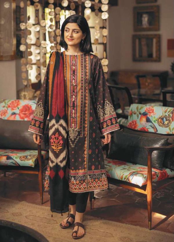 PV-CC-006 Printed Lawn 3-piece Unstitched Suit by Sapphire